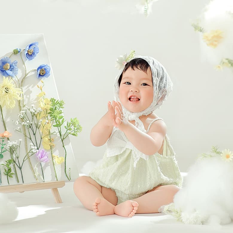 Spring and summer French pastoral lace headscarf with green slings, children's photography clothing props, photo studio photography for women