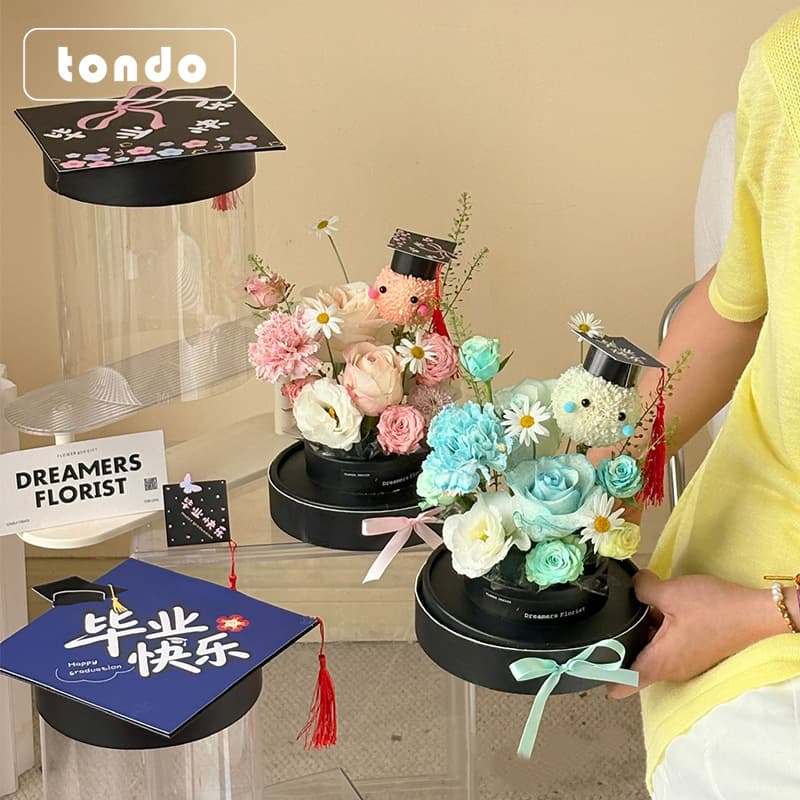 High School and College Entrance Examination Bachelor's Hat Graduation Flower Box Graduation Season Transparent Round Hug Bucket Graduation Gift Flower Packaging Materials