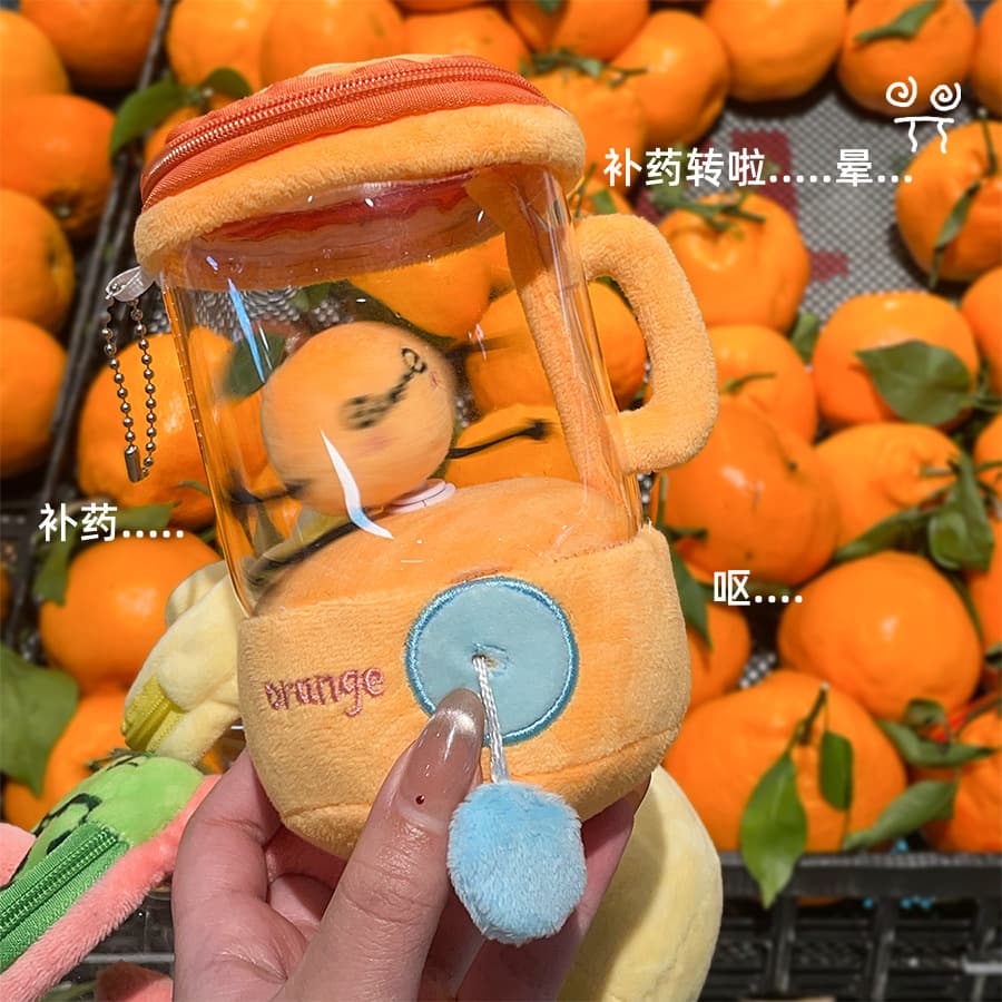 Cross-border hot selling fruit juicer pull cord rotatable fruit doll toy creative doll machine doll wholesale