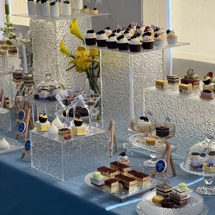 Manufacturer Dessert Table Buffet Wedding Banquet Setup Dessert Stand Afternoon Tea Water Wave Acrylic Display Tray