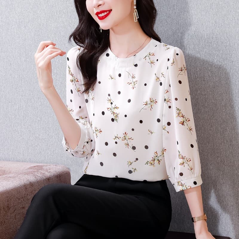Chiffon Shirt for Women, Summer 2026 New Style, Three-Quarter Sleeve Summer Top, Short-Sleeve Blouse, Elegant and Fashionable Shirt