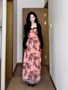 Mature and Sexy Complete Outfit for Women Spring Autumn New Long Sleeve Shawl Floral Print Halter Bodycon Dress Sexy Two-Piece Set
