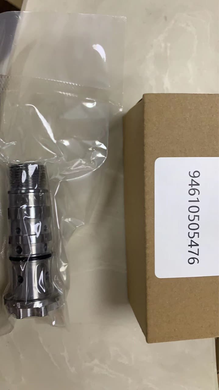 Suitable for Porsche Cayenne Para Control Valve Cam Regulator 94610505476 0Pb109257A
