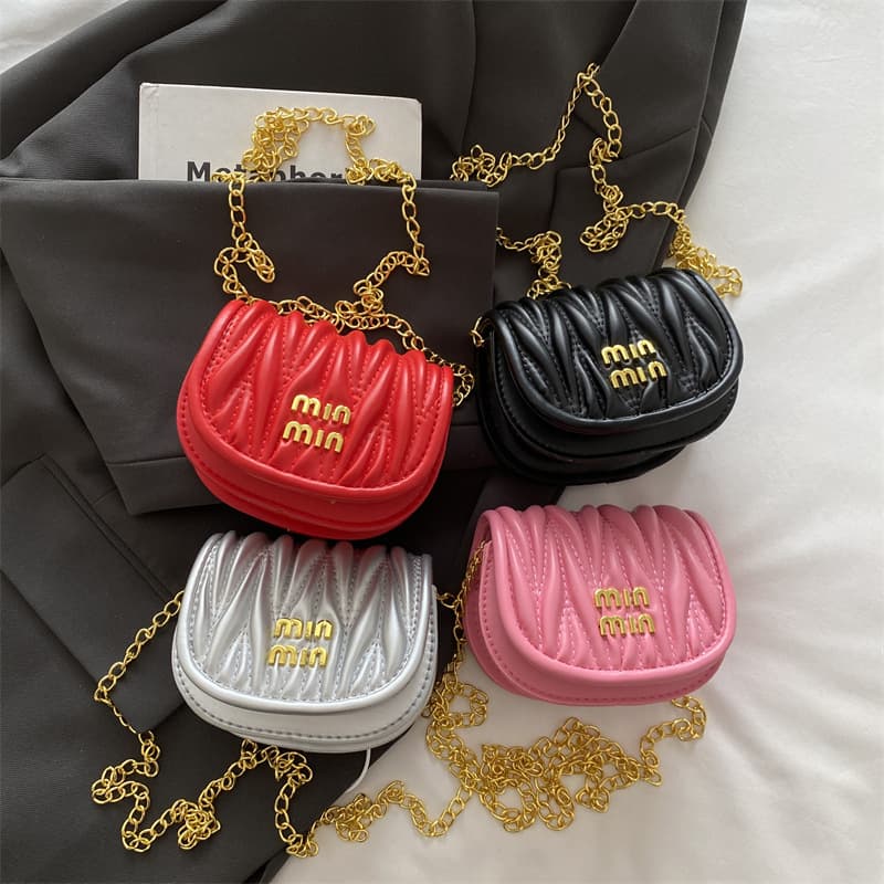 Cross-border children's bag autumn and winter new ultra-small pleated girl's chain crossbody bag foreign style headphones lipstick bag coin purse