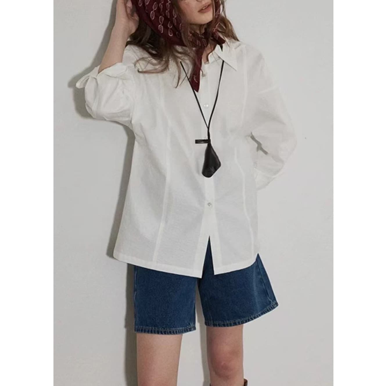Lofi Chose Relaxed Vibe~ Autumn 2025 White Collar Back Button Design Slimming Shirt
