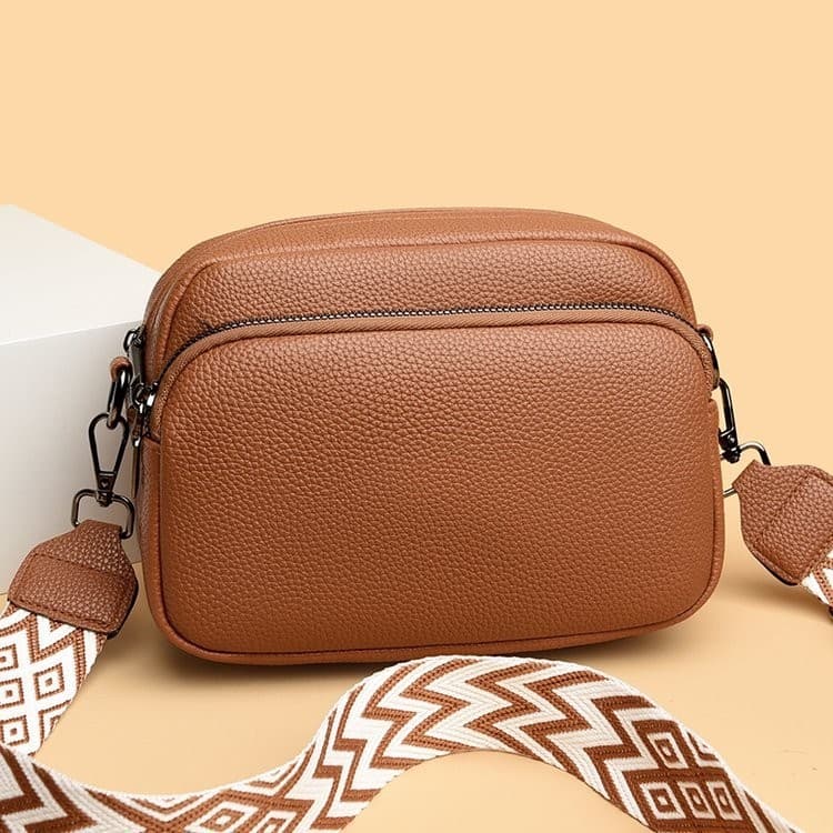Amazon Women's Bag 2026 New Cross-border Fashion Simple Shoulder Bag Crossbody Small Round Bag Phone Bag Wide Strap