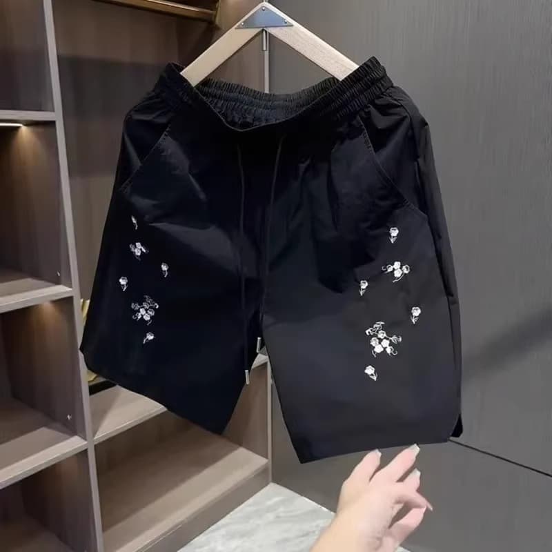 Summer new men's high-end casual shorts trendy brand embroidered fashion versatile loose straight beach pants wholesale