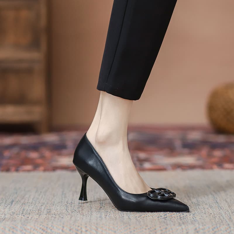 41-42-43 Large Size High-Heeled Shoes for Women with Thin Heels 2026 Spring and Autumn New Style Pointed Toe 3233 Small Size Black Single Shoes for Women