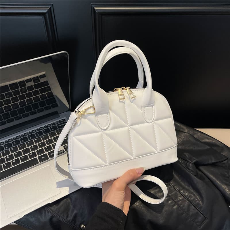 Spring Summer Fashion Handbag Women 2025 New Diamond Pattern Trendy Tote Simple Shoulder Crossbody Bag Textured Shell Bag