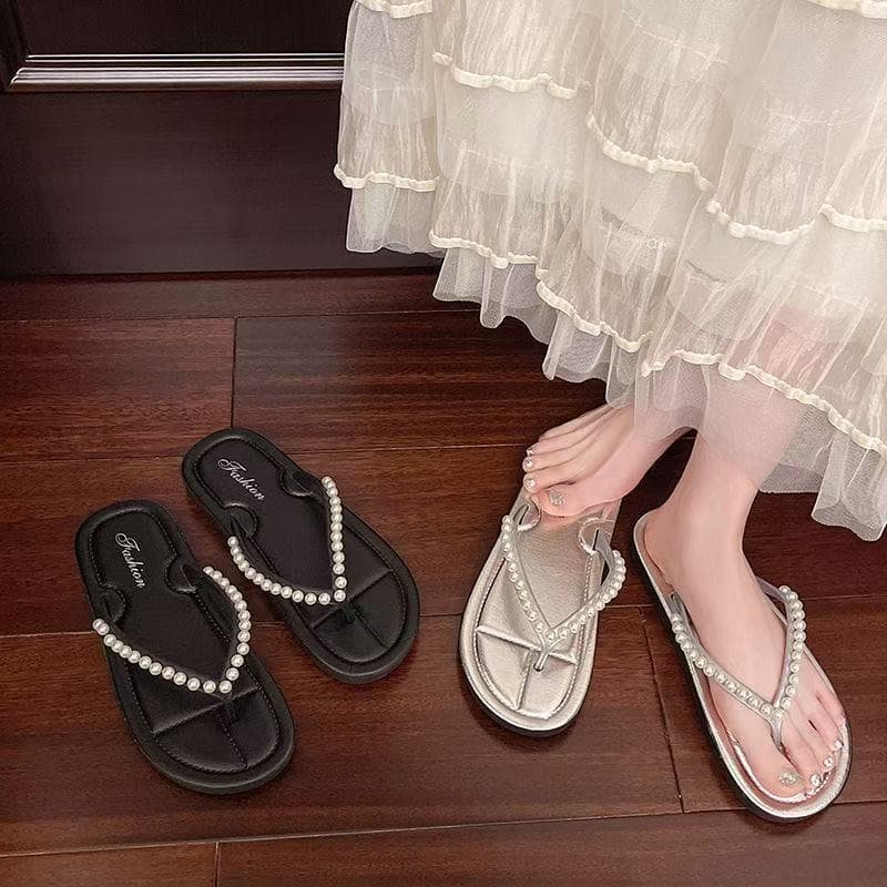 Flip Flops Women Summer 2025 New Style Pearl Flat Toe Post Flip Flops Outdoor Wear Soft Sole Fashion Beach Shoes Wholesale