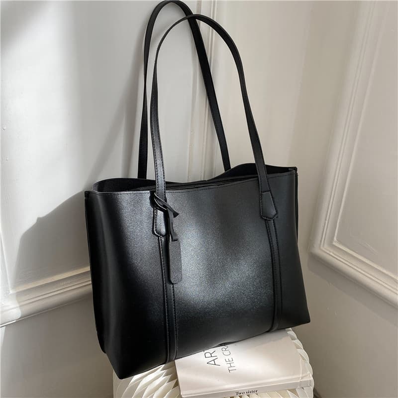 2026 New Korean Style Simple Large Capacity Soft Leather Tote Bag for Women, Casual and Versatile Shoulder Bag