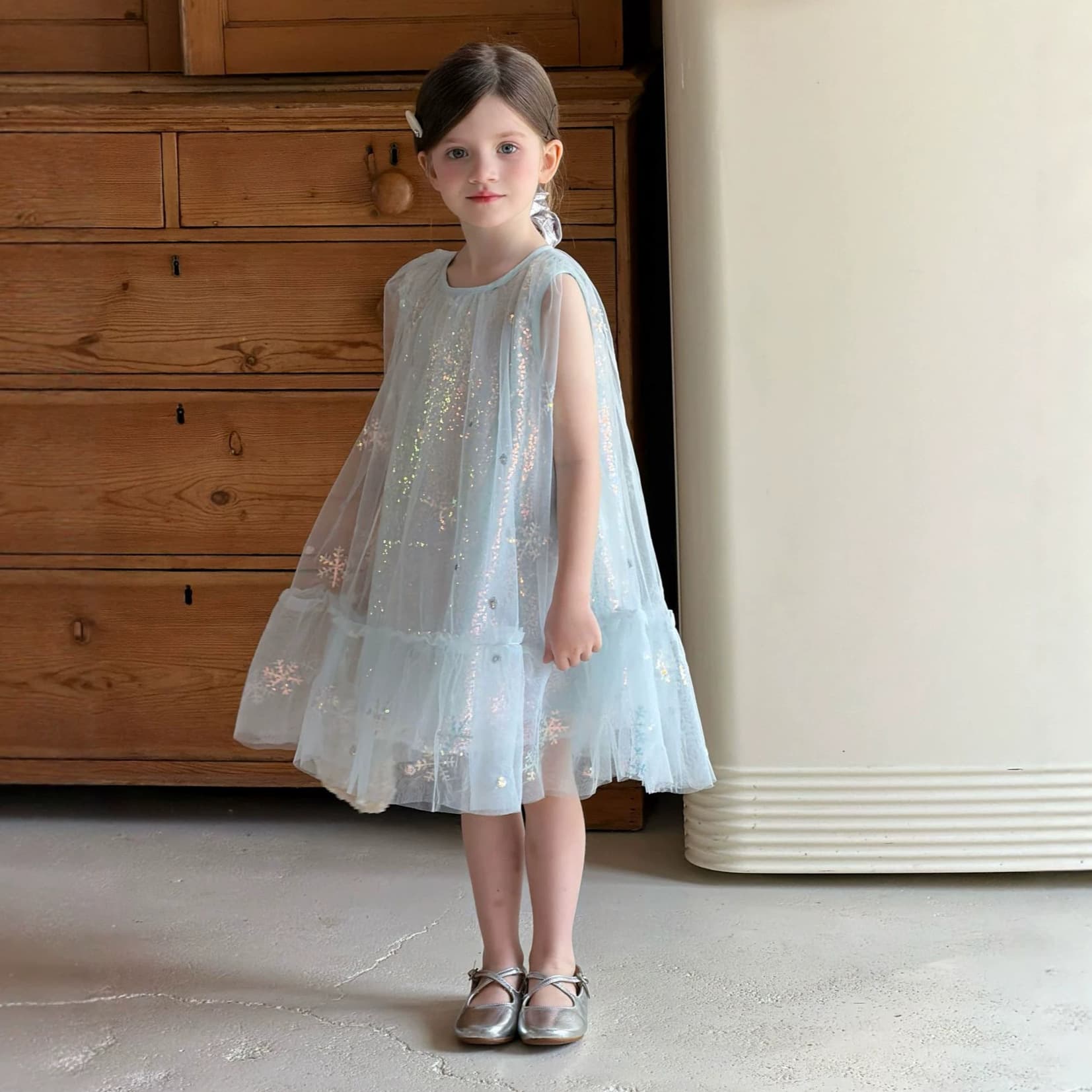 Girls Elsa Princess Dress 2026 Summer New Children's Sequined Sleeveless Dress Baby Mesh Breathable Skirt