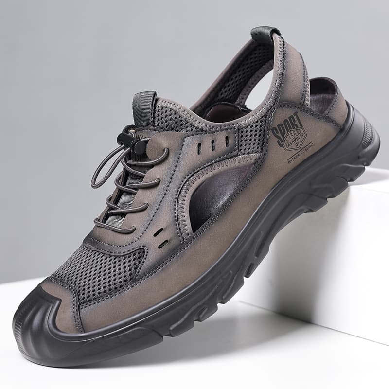 Summer Sandals Trendy Soft Soled Men's Shoes Breathable Slippers Versatile Boss Crocs Fashionable Wading Shoes Men's Casual Shoes