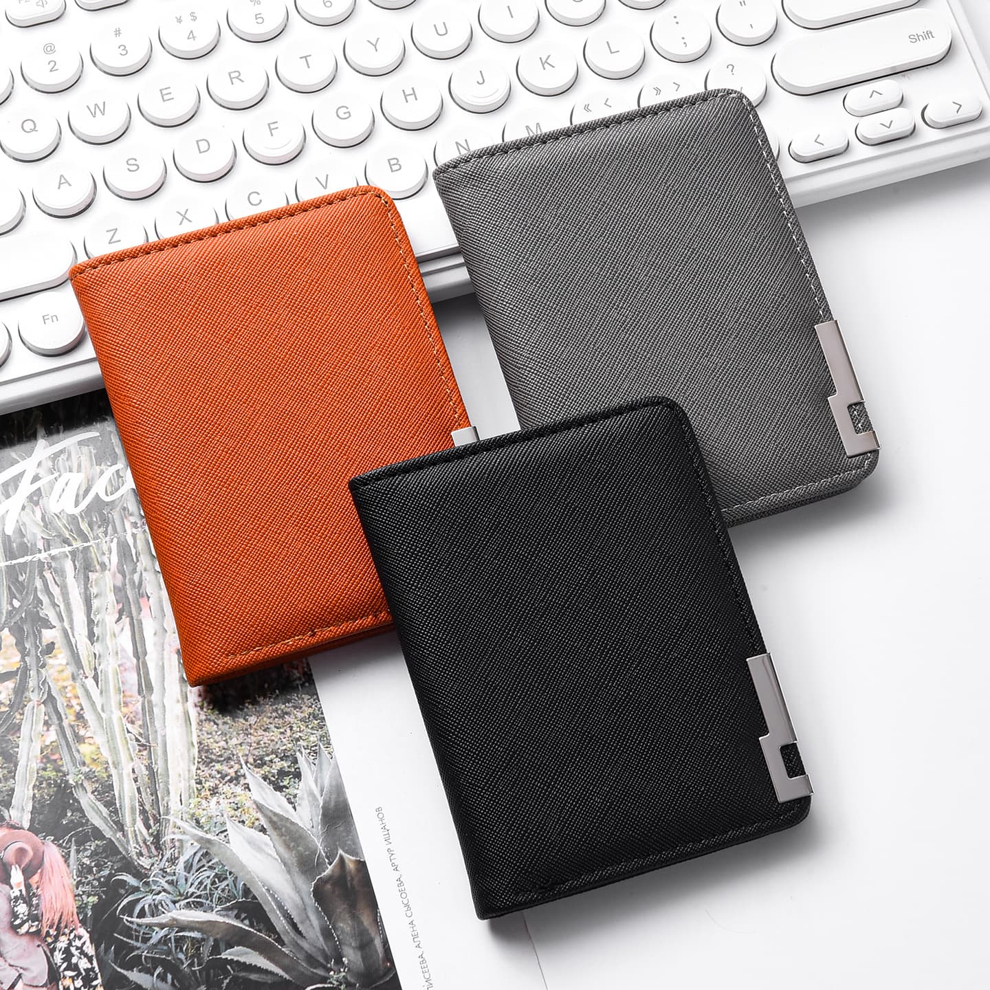 Men's Premium Short Wallet, Thin Multi-Card Holder for College Students, Minimalist Card Case