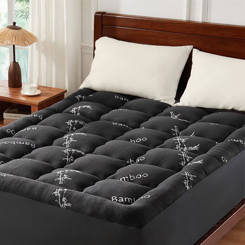 Amazon cross-border black bamboo fiber protective pad mattress comfort pad bamboo mattress topper