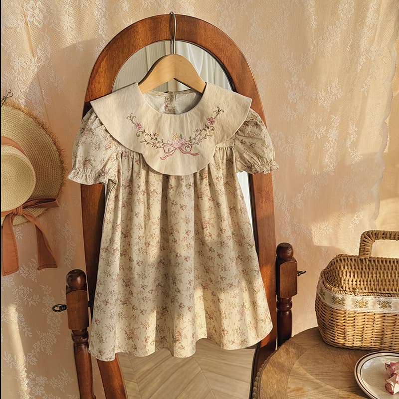 French Retro Floral Doll Collar Girls Dress 2026 Summer Flower Embroidery Short Sleeve Children's Princess Dress