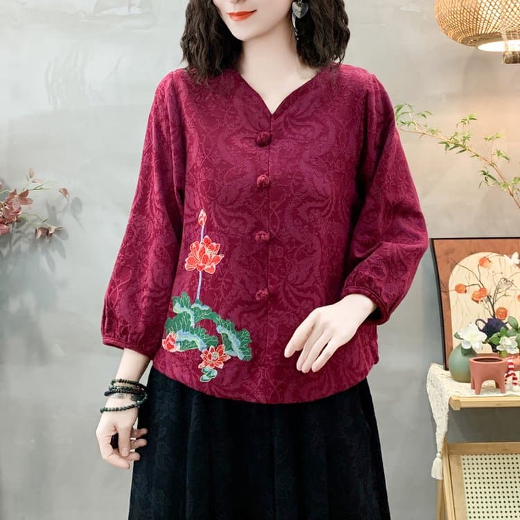Mom's Wear 2025 Summer New Style Linen/Cotton Three-Quarter Sleeve T-Shirt, Loose-Fitting Blouse for Middle-Aged and Elderly Women, Breathable Thin Top