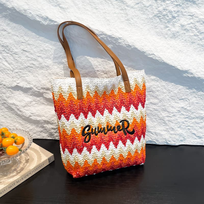 Woven Spring Beach Bag Casual One-Shoulder Travel Bag Niche Design Straw Bag Fashion 2026 New Tote Bag