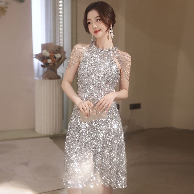 Halter Neck Shoulder Tassel Sequin Small Evening Dress for Women 2025 New Accessible Luxury Niche Party Birthday Party Small Dress