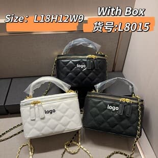 Chanel Style Diamond Quilted Chain Bag for Women 2026 New Mini Crossbody Bag, Handheld Shoulder Bag, Fashionable Versatile Makeup Bag