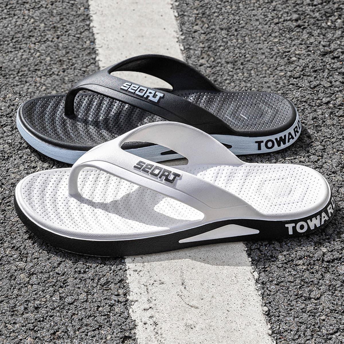 Flip-Flop Sandals for Men Summer Outdoor Trendy 2025 New Indoor Home Anti-Slip Cloud-Like Comfort Slippers