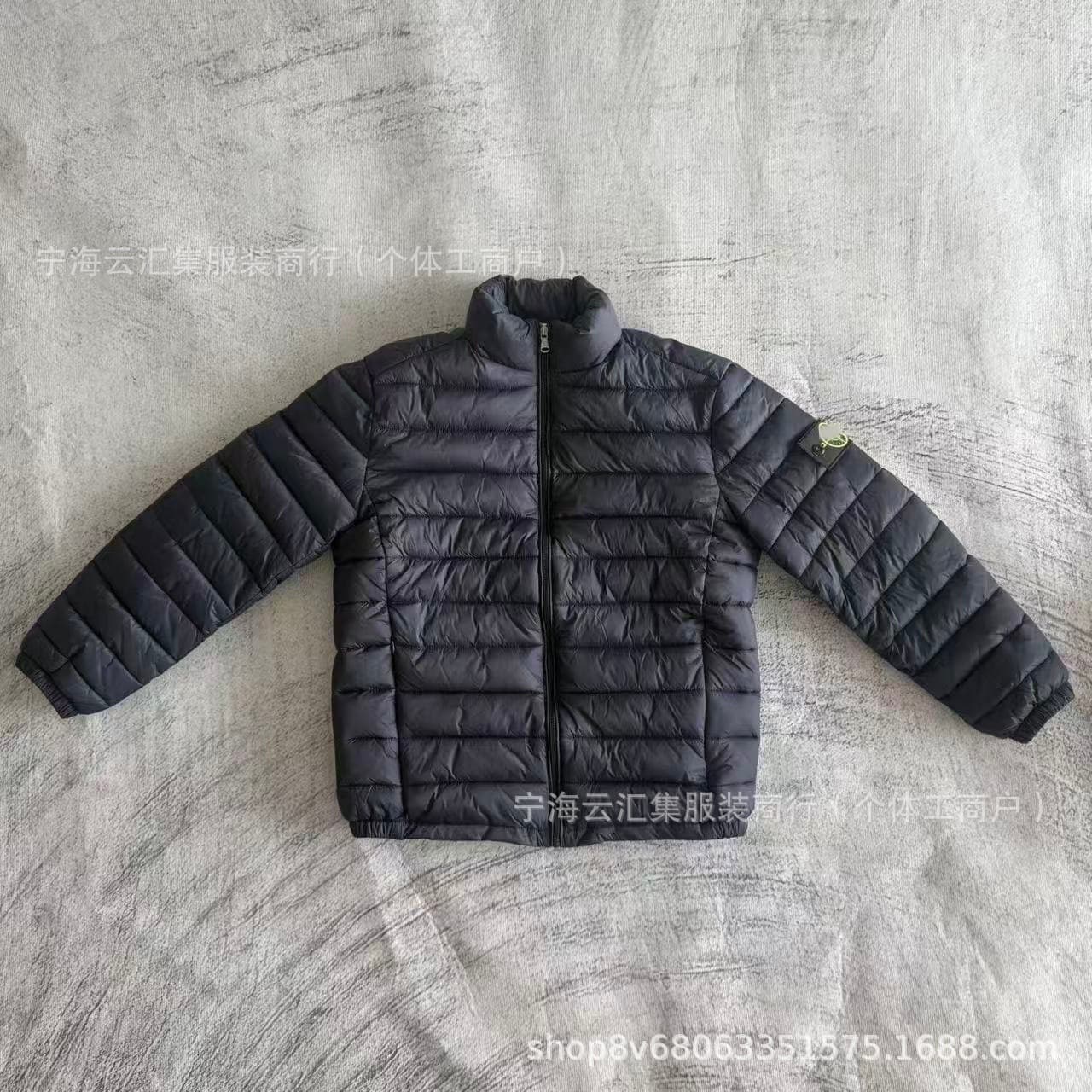 Cross-border Island Home's new embroidered emblem compass armband cotton coat to resist cold and keep warm solid color commuter rock home cotton coat