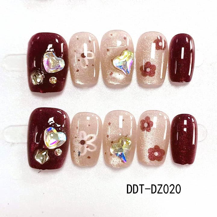 Nail Art 30 Pieces Prefabricated Wearing Nail Pieces Finished Fake Nail Patch Jelly Gel Short Cat's Eye Nail Art Pieces