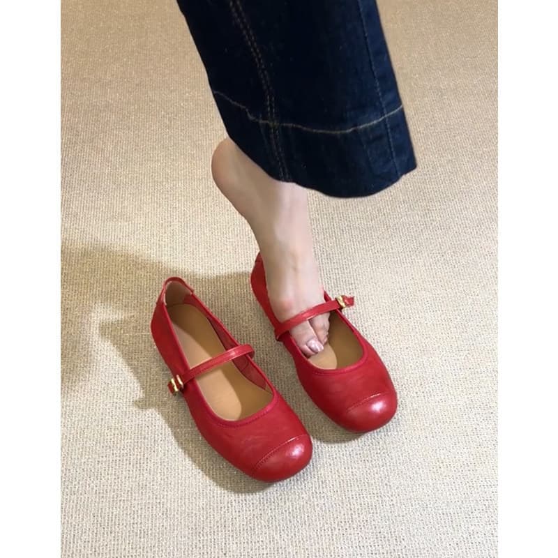 Soft Sheepskin Genuine Leather Flat Round-Toe Red Single-Strap Mary Jane Shoes for Women, French Retro Shallow-Cut Ballet Flats
