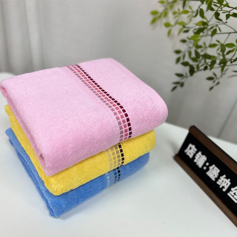 Wholesale Over 19 Yuan, Summer Thin Style Hot-Selling Export Overstock Imperfect Pure Cotton Bath Towels in Bright Colors