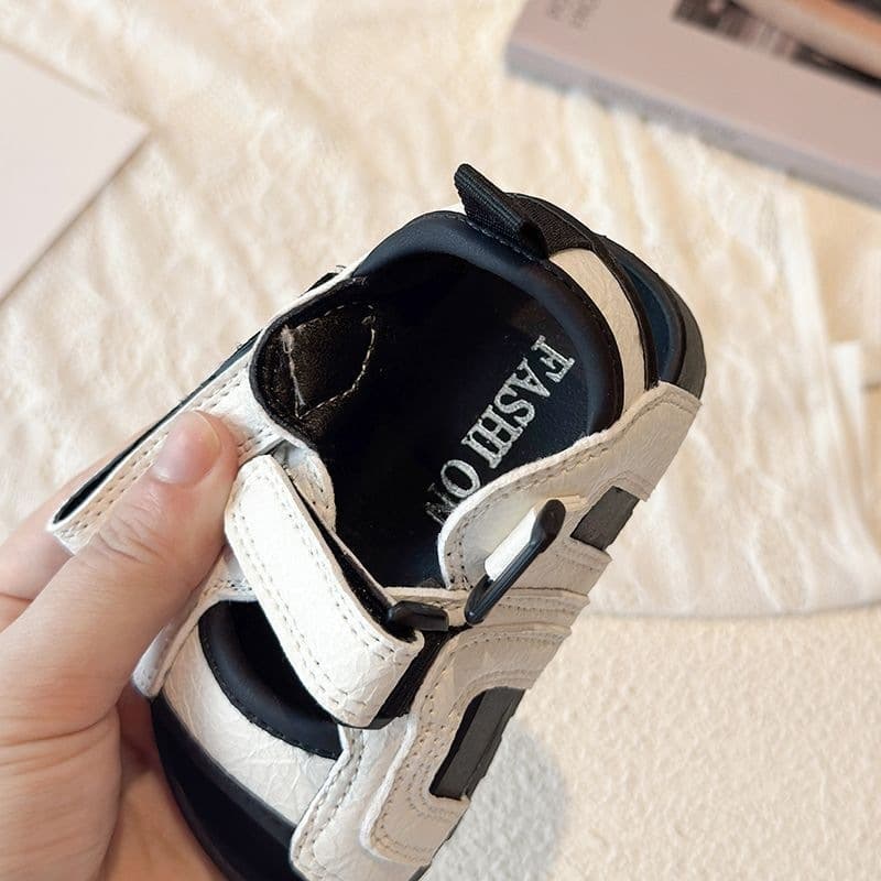 Children's Sandals 2026 Summer New Fashion Versatile Hook-and-Loop Open-Toe Boys Beach Shoes Sports Shoes Girls