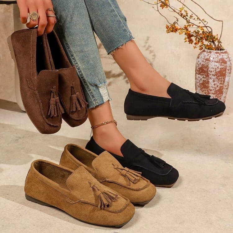 British Pointed Toe Slip-On Loafers for Women Plus Size 2026 New Cross-Border Fringe Casual Shoes