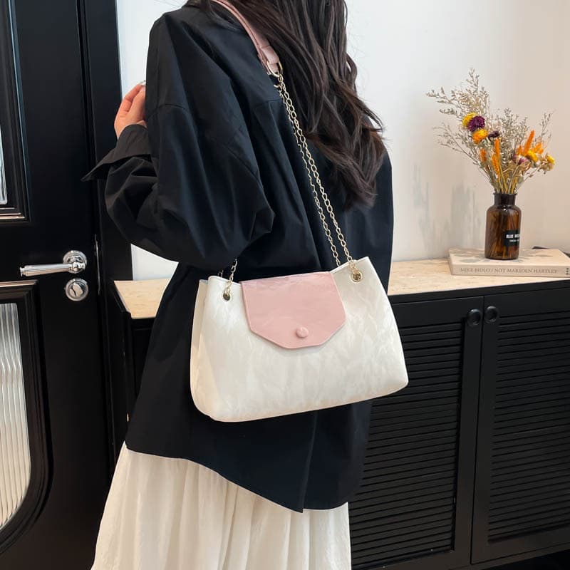 Women's Bags 2025 New Fashion Large Capacity Shoulder Tote Bag Contrast Color Stitching Commuting Ins Style Niche Underarm Bag