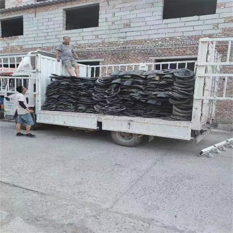 Manufacturer Supplies Mountain Blasting Cushion Net, Blasting Mat Tire Blasting Skin, 1.8*1.8 Tunnel Entrance Protective Rubber Pad