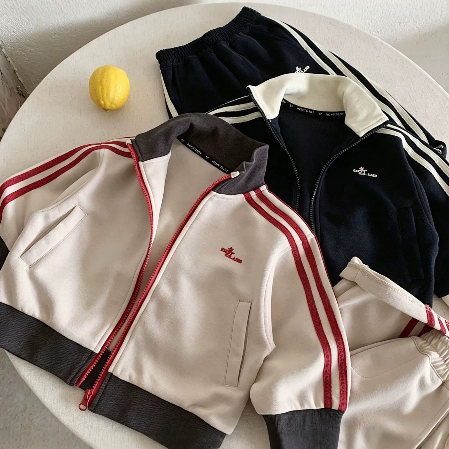 Boys' Spring Suit 2026 New Style, Mid-Child Spring Boys' Loose Fit Sports Stand Collar Jacket