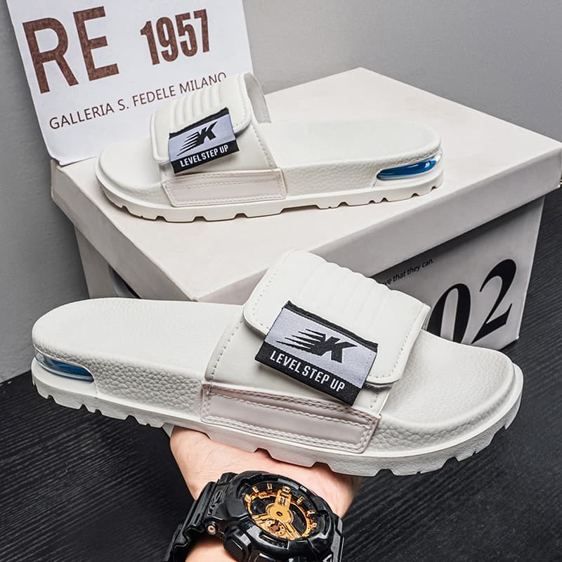 Men's Slippers Summer 2026 New Fashion Versatile Velcro Thick Sole Non-Slip Odor-Resistant Wear-Resistant White Soft Sole