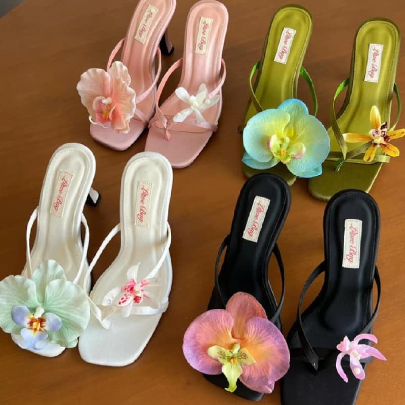 Bohemian Resort Style Phalaenopsis Shoe Charms Sweet Temperament Shoe Flowers for Travel Photography Clog Sandals Accessories Women