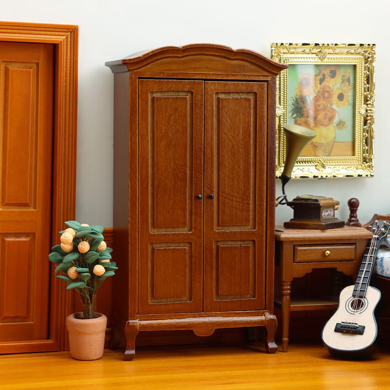 1:12 Dollhouse Handmade Miniature Cabinet Furniture Scene European Retro Chestnut Wardrobe