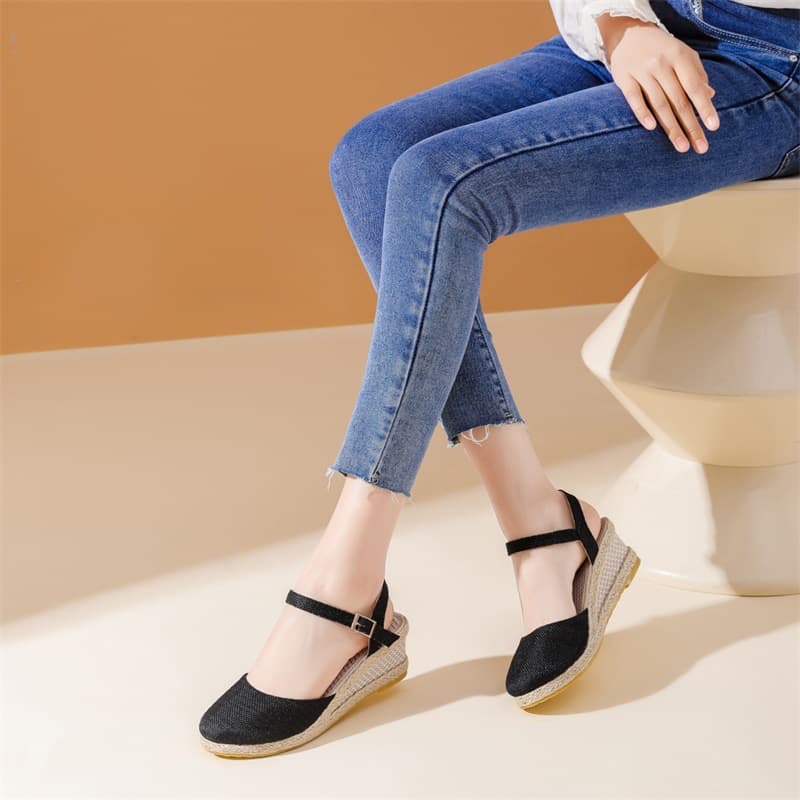 Women's Sandals Summer 2026 New Style Old Beijing Cloth Shoes Ethnic Style Wedge Heel Bow Fisherman Flats