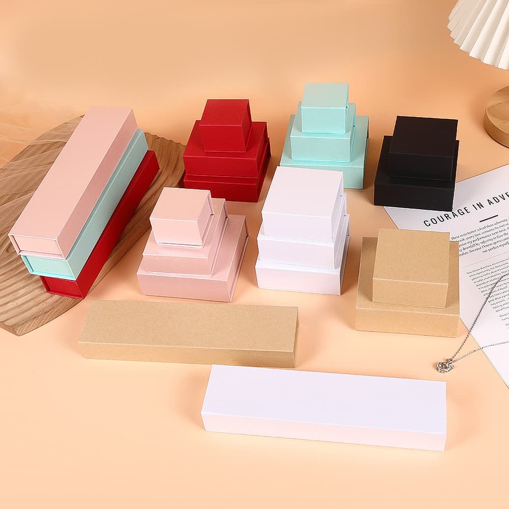Processing and customization of magnetic flip-top jewelry packaging box, earring jewelry box, ring earring jewelry paper box, necklace box