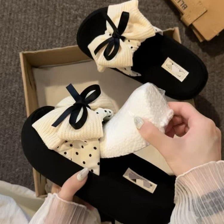 Polka Dot Bow Thick Sole Cross Strap Slide Sandals for Women 2026 Summer New Vacation Style Beach Sandals