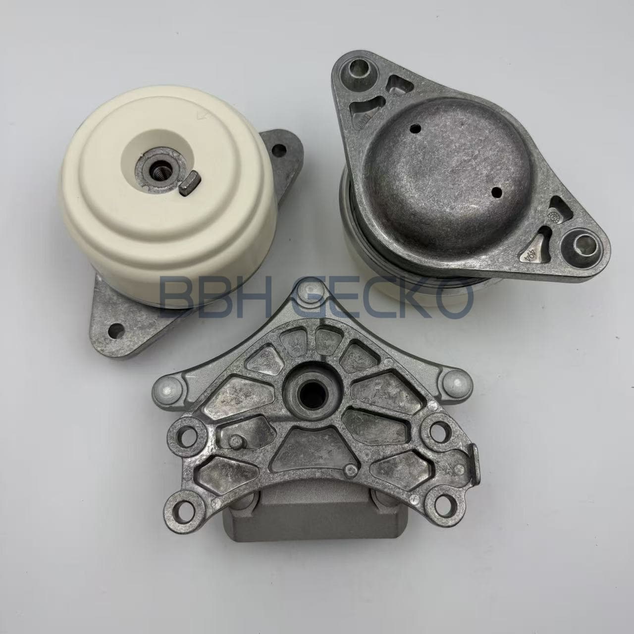 Cross-Border Hot-Selling Product Suitable for Mercedes-Benz X204 C250 C300 GLK350 Engine Bracket Pad Set Available in Stock