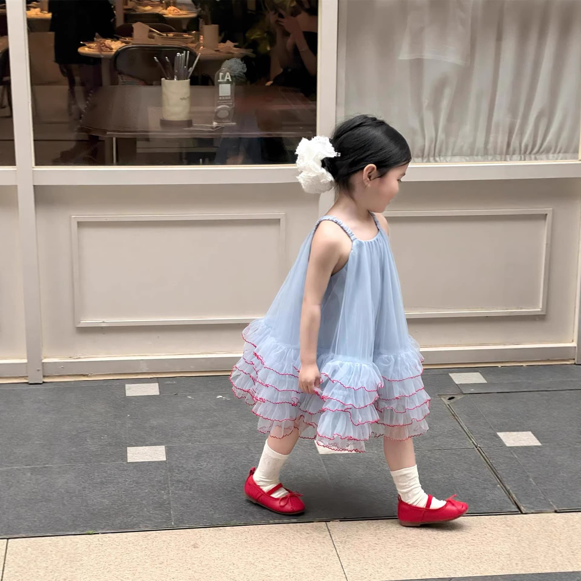 2026 Girls Summer Temperament Sweet Blue Birthday Dress Princess Mesh Five-Layer Curved Teeth Sling Puff Gauze Skirt