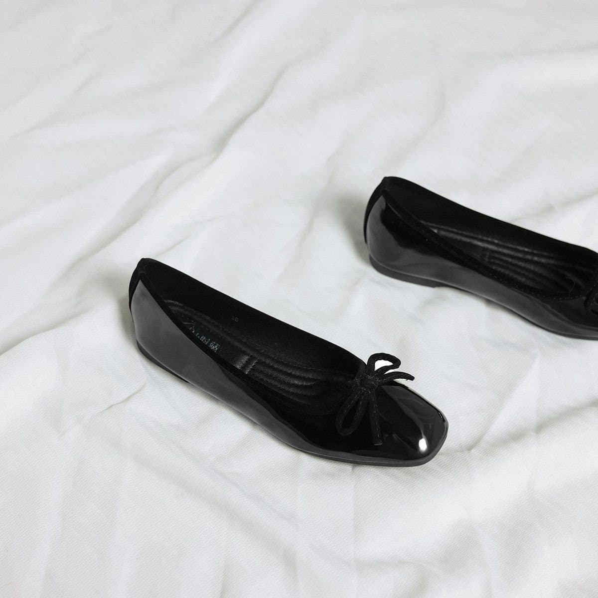 New red soft-soled flat-soled square-toe French granny beanie shoes ballet bow fragrant shallow leather shoes for women