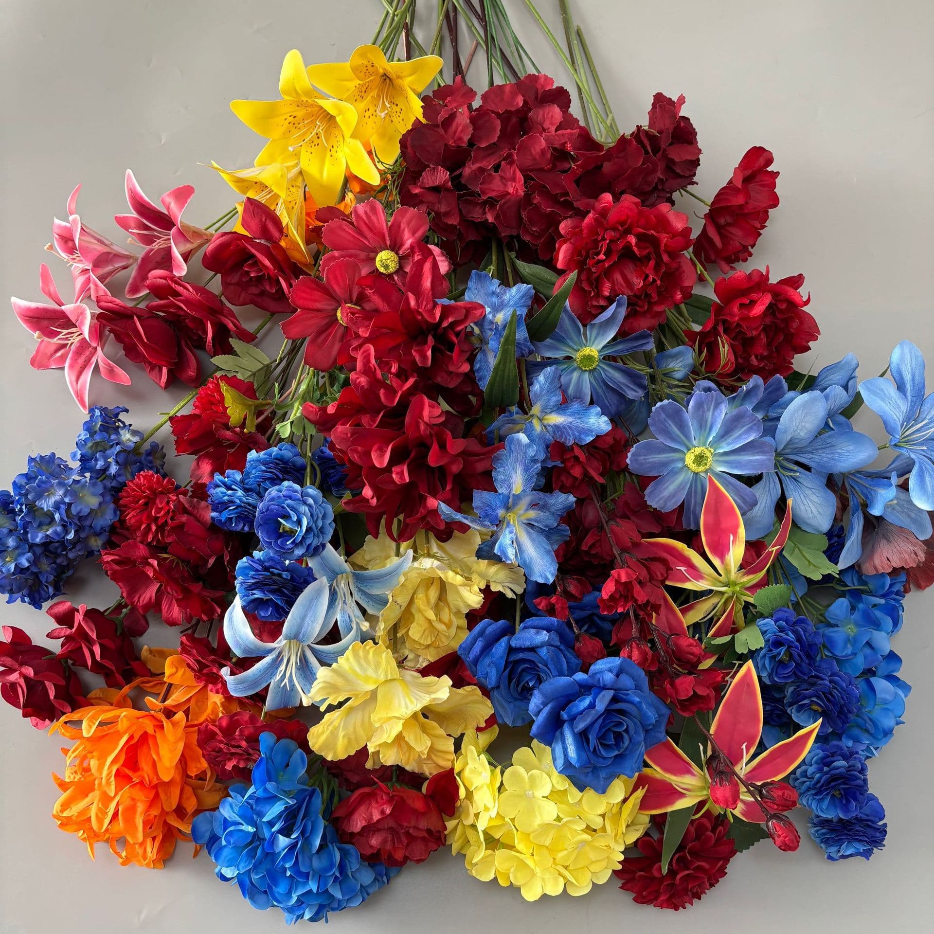 New Chinese style red and blue wedding hall flower arrangement fake flower artificial flower wedding hotel decoration home background flower arrangement flower