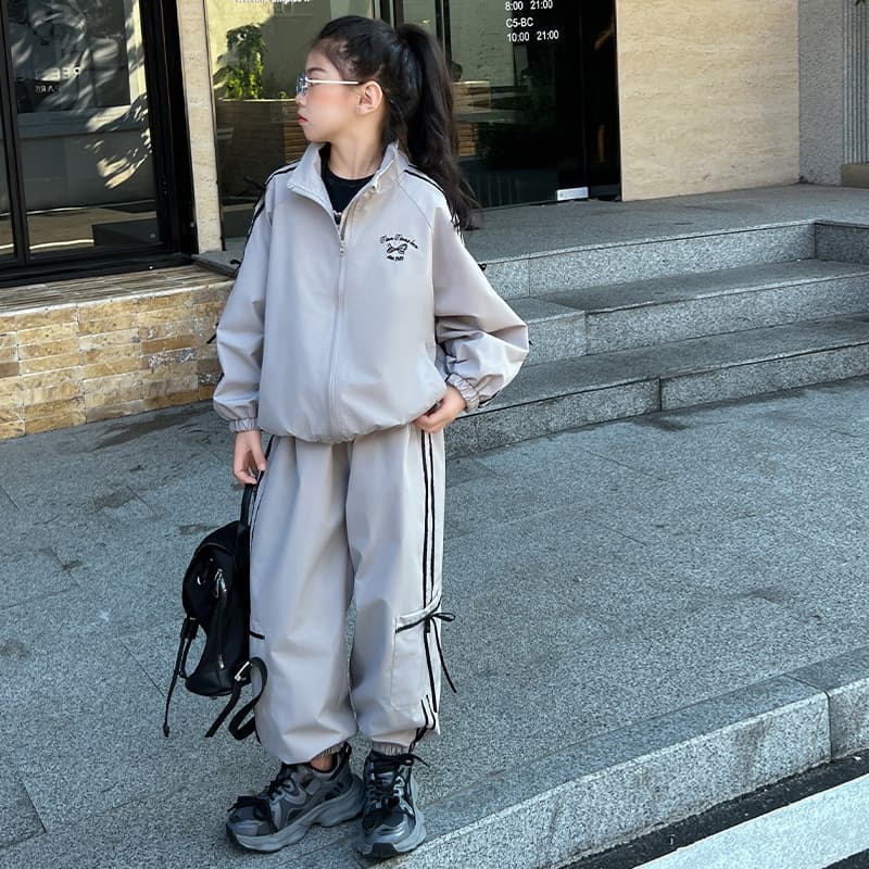 Girls' Spring and Autumn Suits 2026 New Korean Style Two-piece Set for Girls and Older Children's Casual Super Nice-looking Clothes