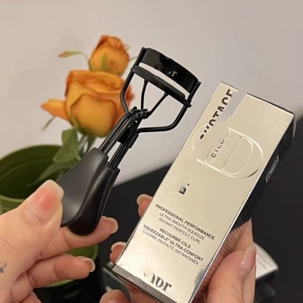Di Wide-Angle Eyelash Curler, Portable Eyelash Curler, Makeup Artist's Natural Styling Tool for Beginners, Long-Lasting