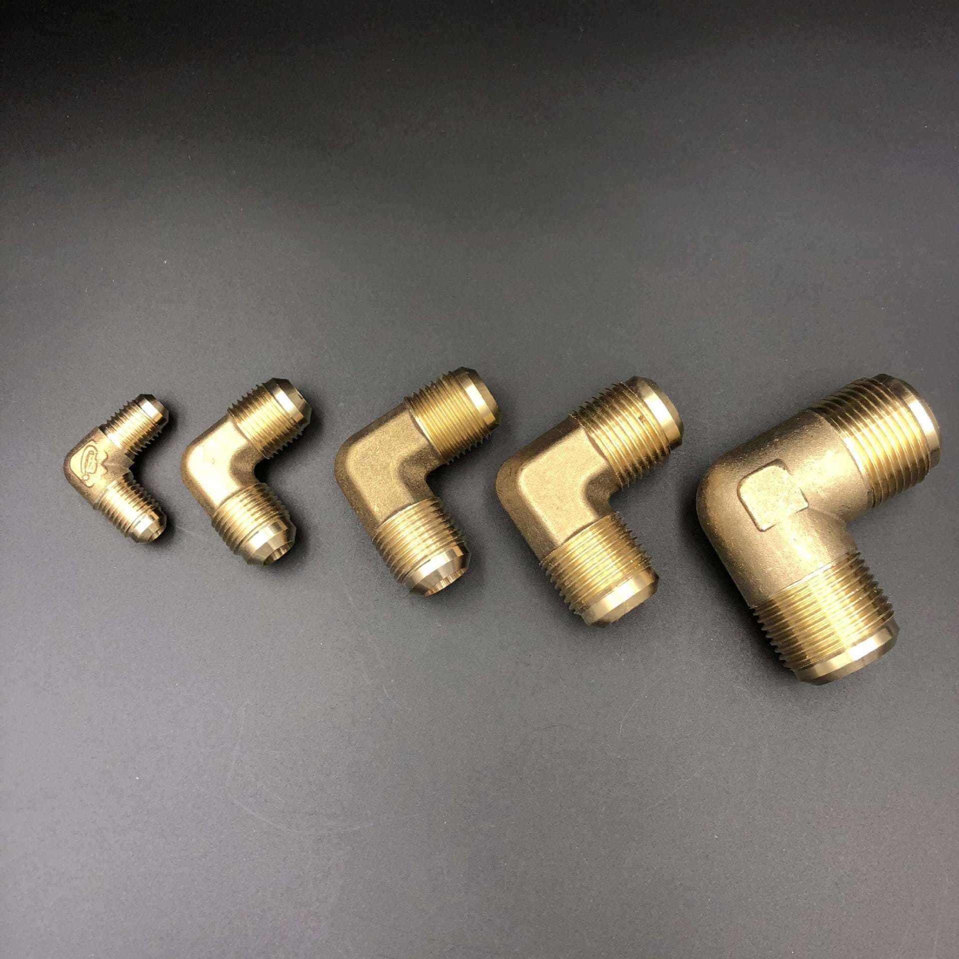 90-degree copper elbow with double external threads, sizes 1/4", 3/8", 1/2", 5/8", 3/4" internal/external threaded elbow connector, straight internal bend
