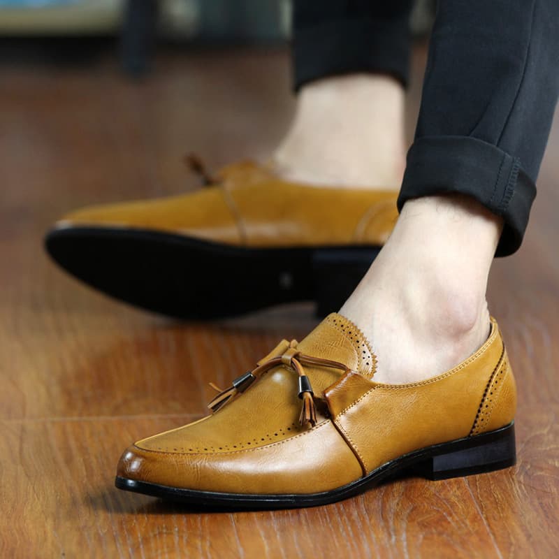 Korean Style Pointed Toe Leather Shoes Personalized Slip-on Shoes Tasseled Shoes for Teenagers Autumn New Men shoes