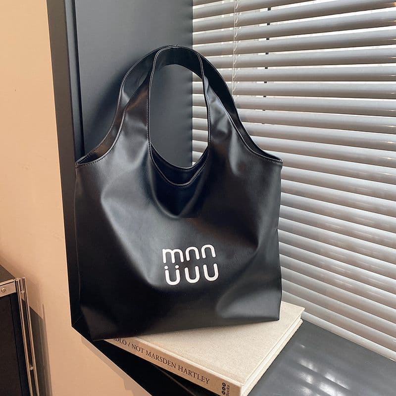 Casual Large Capacity Bag for Women 2025 New Fashion Commuter Shoulder Bag College Student Class Bag Tote Bucket Bag