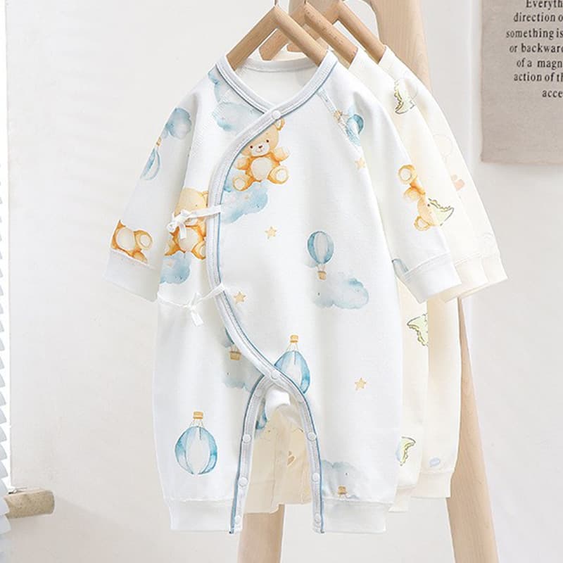 Baby jumpsuit pure cotton newborn baby spring outing clothes 1 year old and small month old male and female baby infant crawling clothes